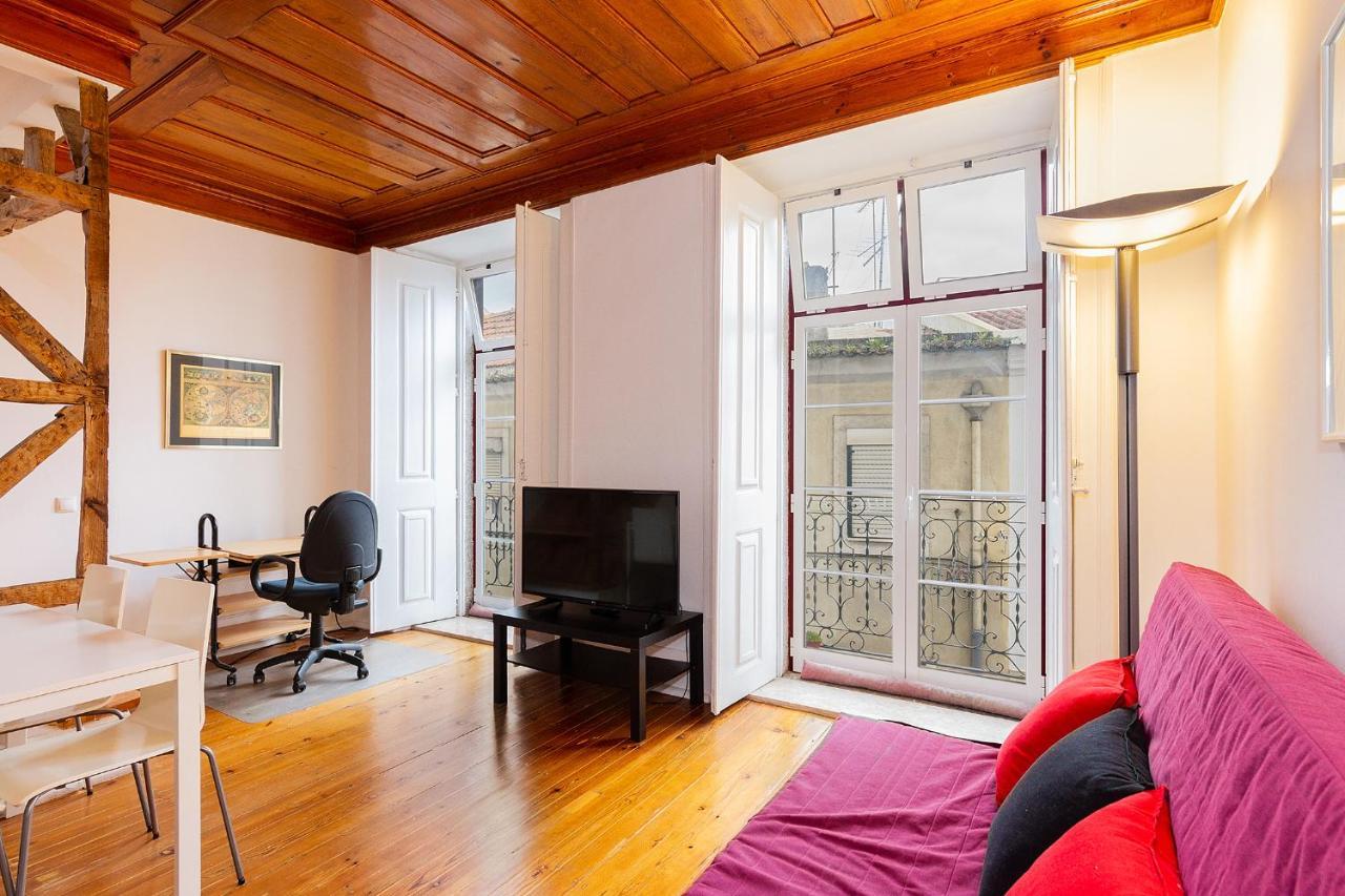 شقة Alfama First Floor Lisboa المظهر الخارجي الصورة